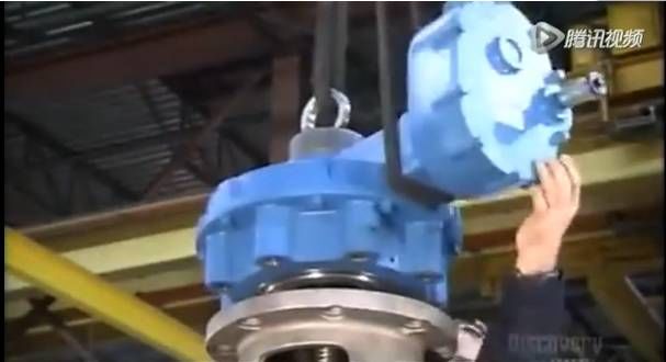 比人還大的大型閥門(mén)是怎么制造出來(lái)的？-