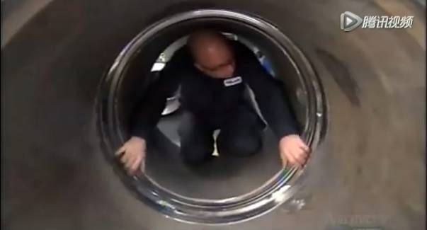 比人還大的大型閥門(mén)是怎么制造出來(lái)的？-